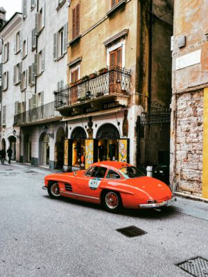 brescia capital - porsche cars italian aesthetics north italy streets