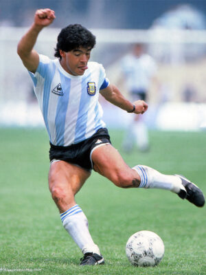 Diego Maradona: Naples’s Patron Saint football coppa calciatore italian brasil partita playing football diego armando maradona portrait vintage photography naples myth street aesthetics calcio