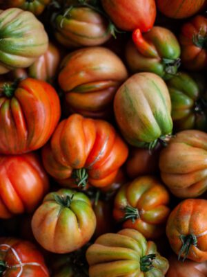 tomatoes, Italy, Italian food, pomodoro, heirloom tomatoes, passata, summer fruit, summer harvest