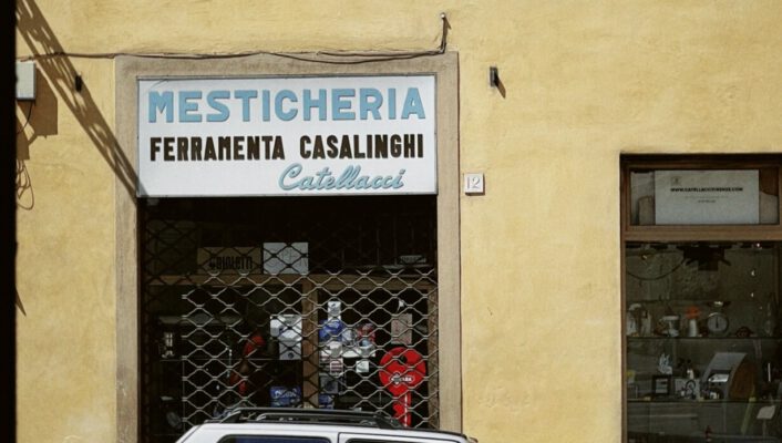 Mesticheria Ferramenta Casalinghi local business in Italy