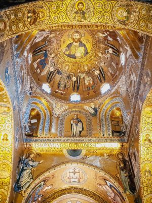 La golden mosaics and ceiling of Cappella Palatina, Palazzo dei Normanni