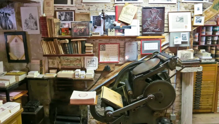 Printing studio and tools in Venice