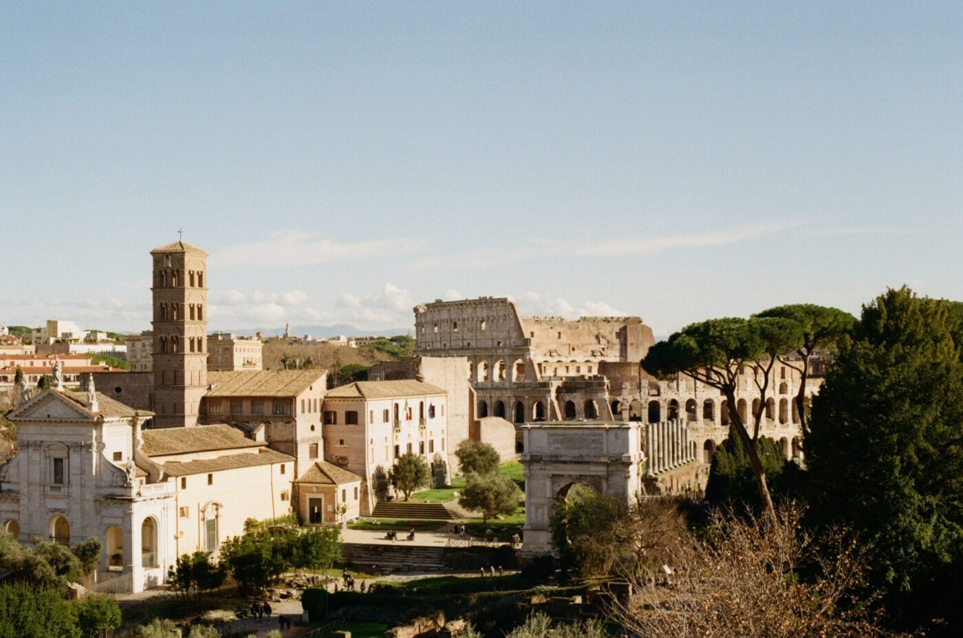 Rome's fori imperiali and colosseum