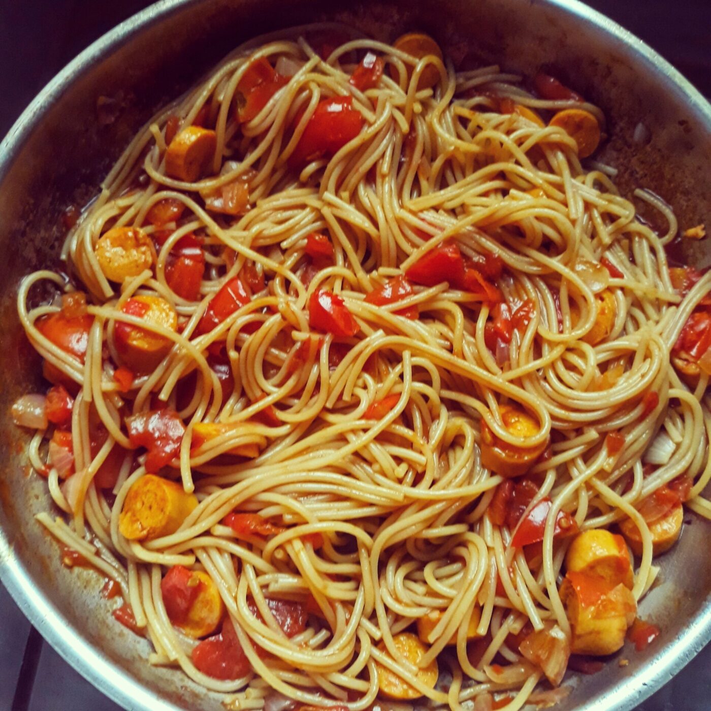 an image of spaghetti pomodoro