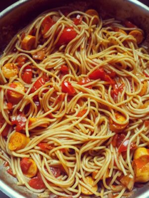 an image of spaghetti pomodoro