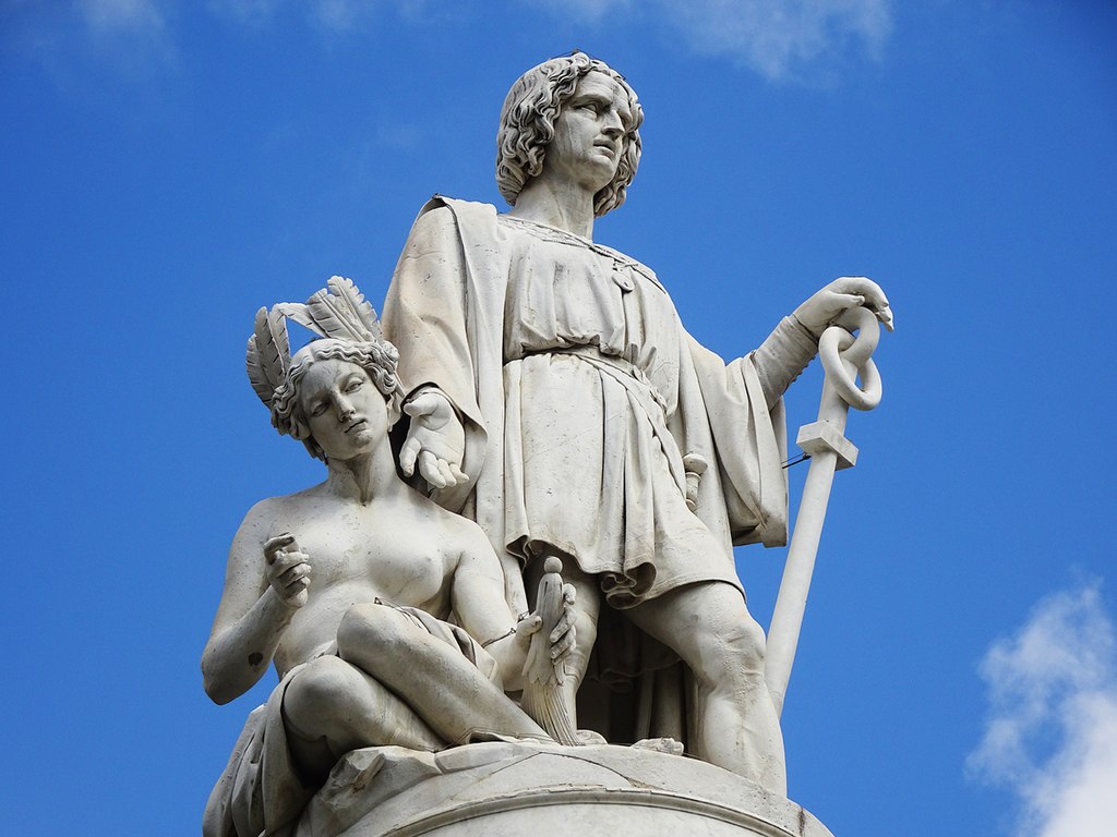 a statue of Cristoforo Colombo in Genova