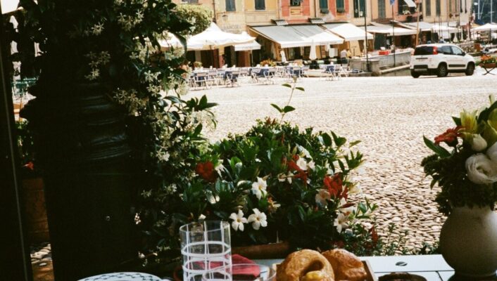 portofino aperitivo in piazzetta