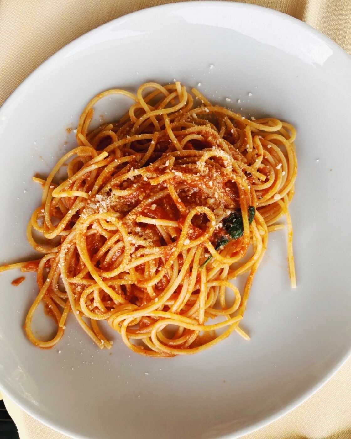 a dish of spaghetti pomodoro