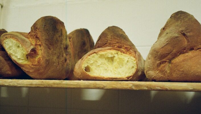 loaves of pane di altamura bread