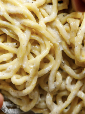 Close up of cacio e pepe cheese tonnarelli noodles