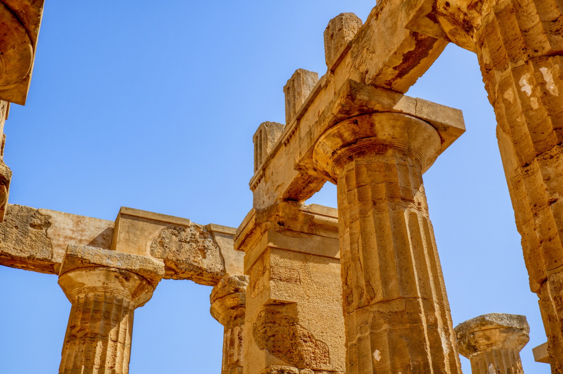 an image of the Selinunte temple in Sicily