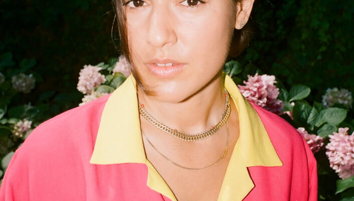 An image of Pia Zanardi wearing a hot pink shirt