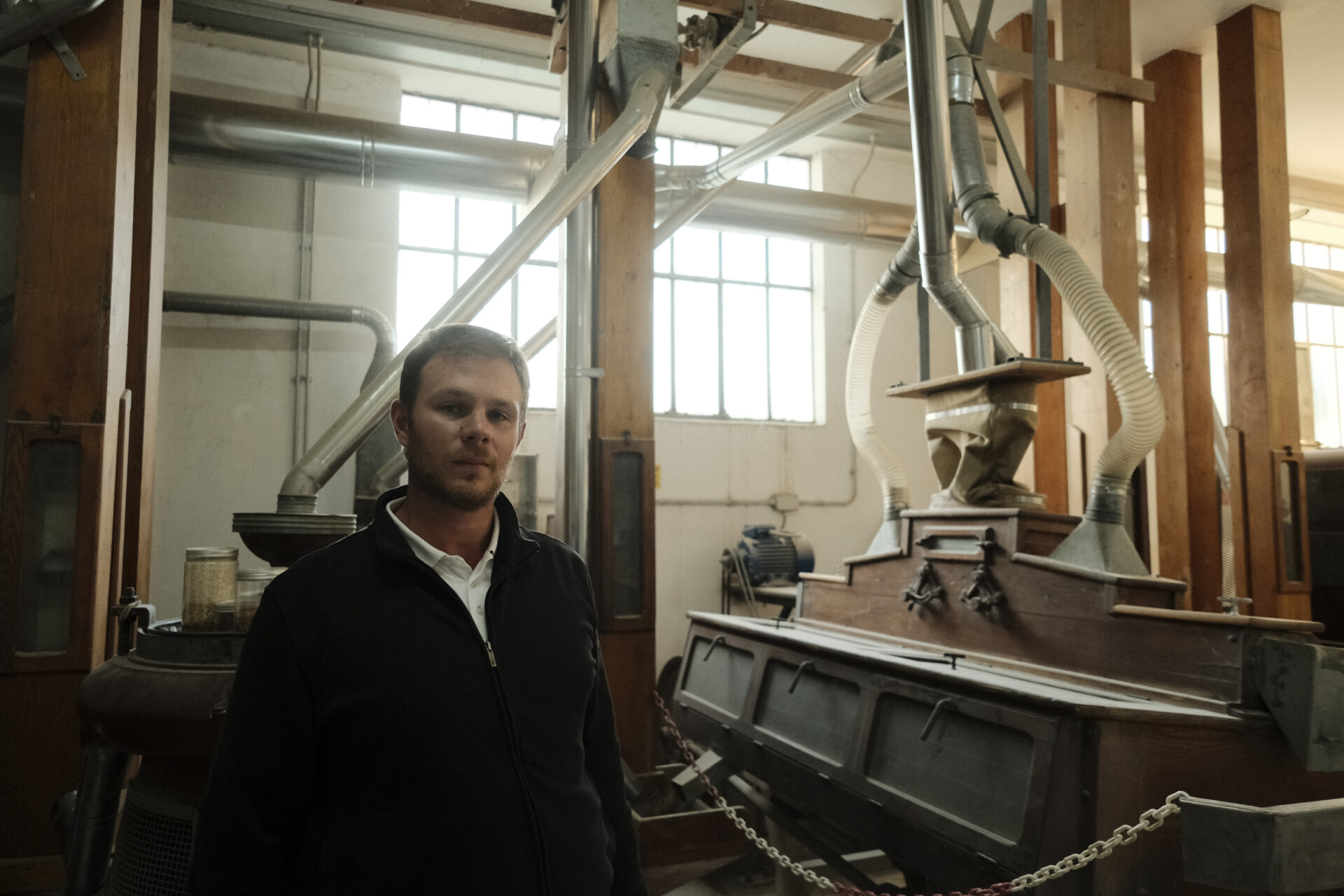 Matteo Tomasoni in his operating risiera (mill)