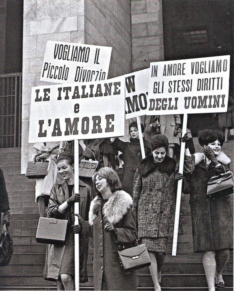 Fabulously dressed women protesting in support of a divorce law (1962)