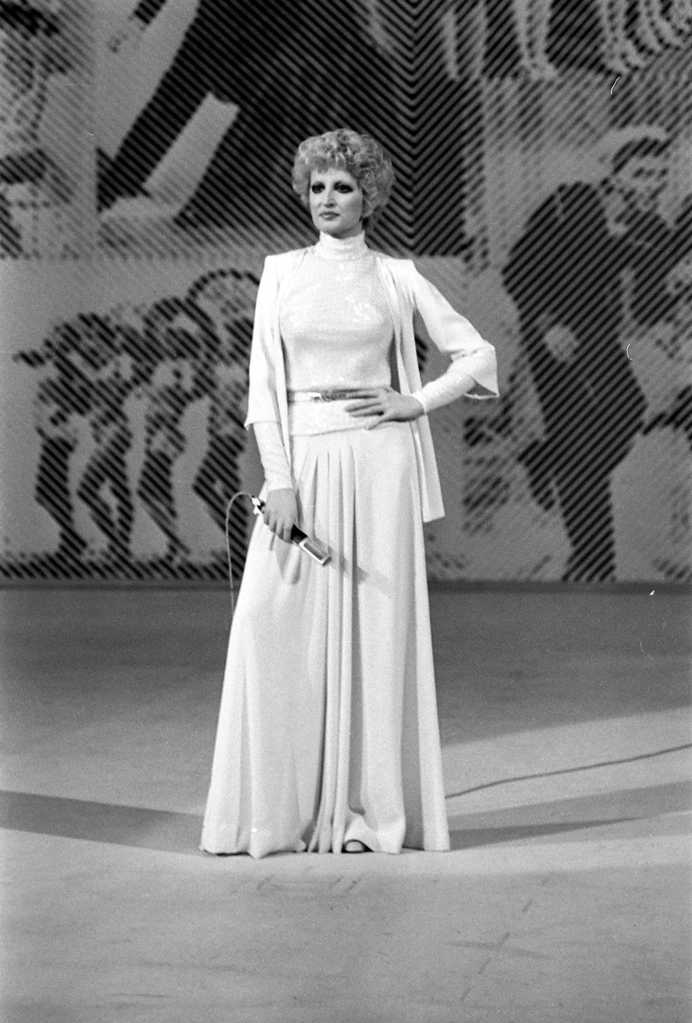 Mina hosting RAI's Milleluci (1974)