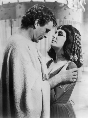 Richard Burton and Elizabeth Taylor in Cleopatra