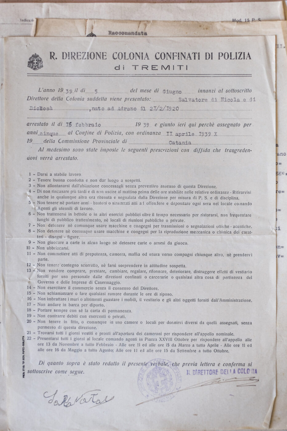 R. Direzione Colonia Confinati di Polizia di Tremiti - Official Italian police doc with typed text, signatures, annotations, June 1939.